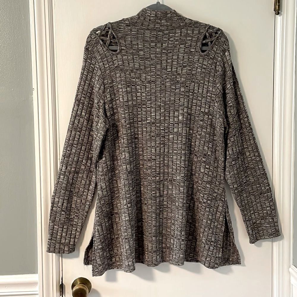Zac & Rachel Woman sophisticated open shoulder detail tunic sweater 3X - Picture 4 of 10